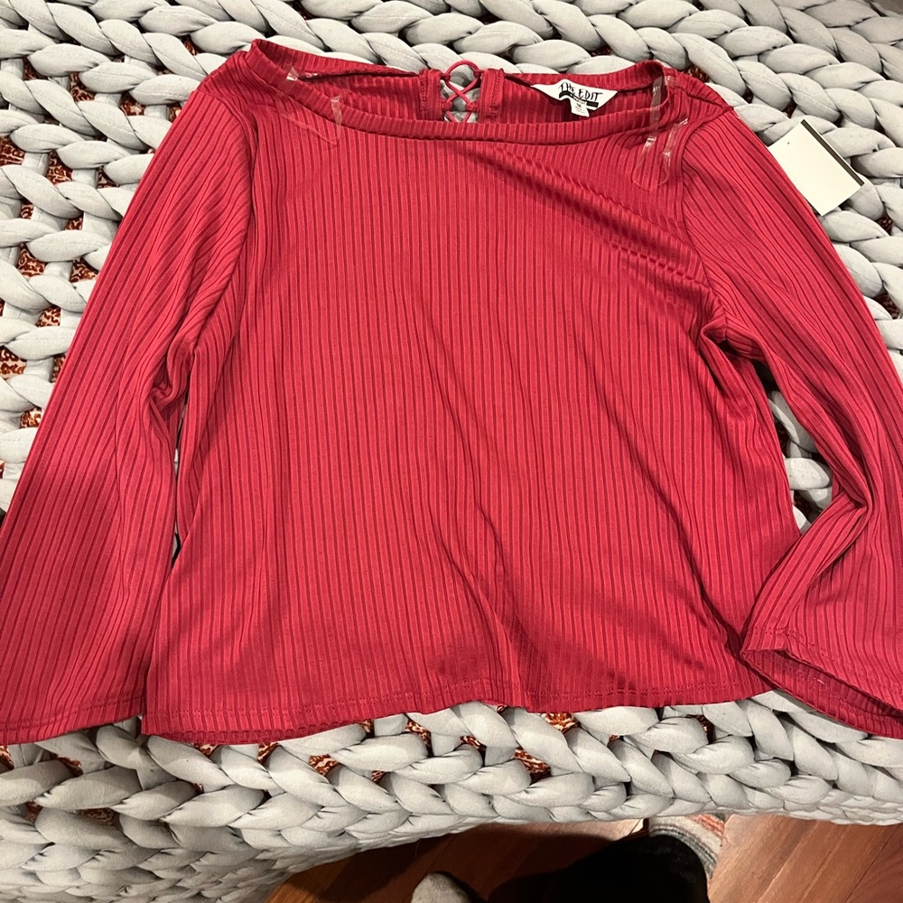 Adorable back tie up shirt
